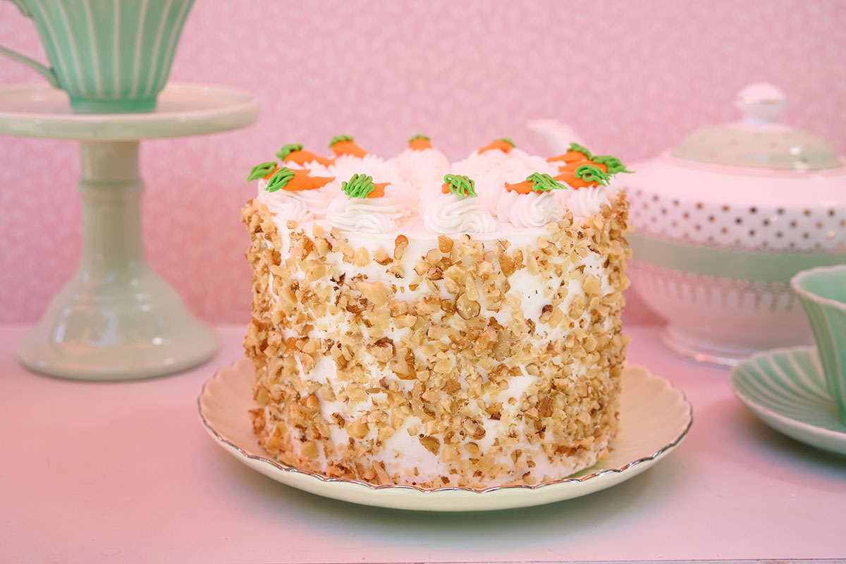 Everyday-Cakes-Carrot02.jpg