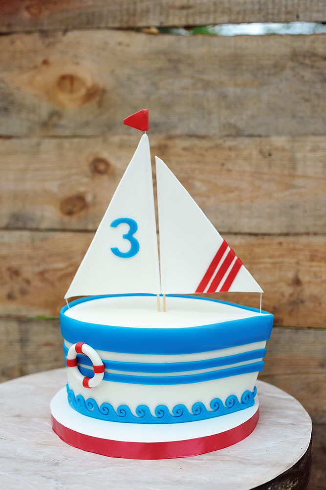 baby_child_cake_little_boat_01.jpg