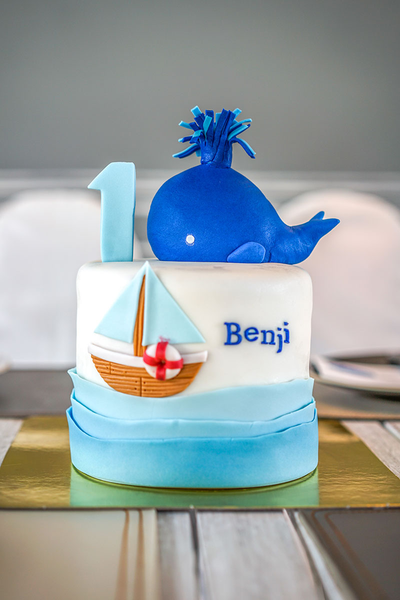 baby_child_cake_whale_cake_01.jpg