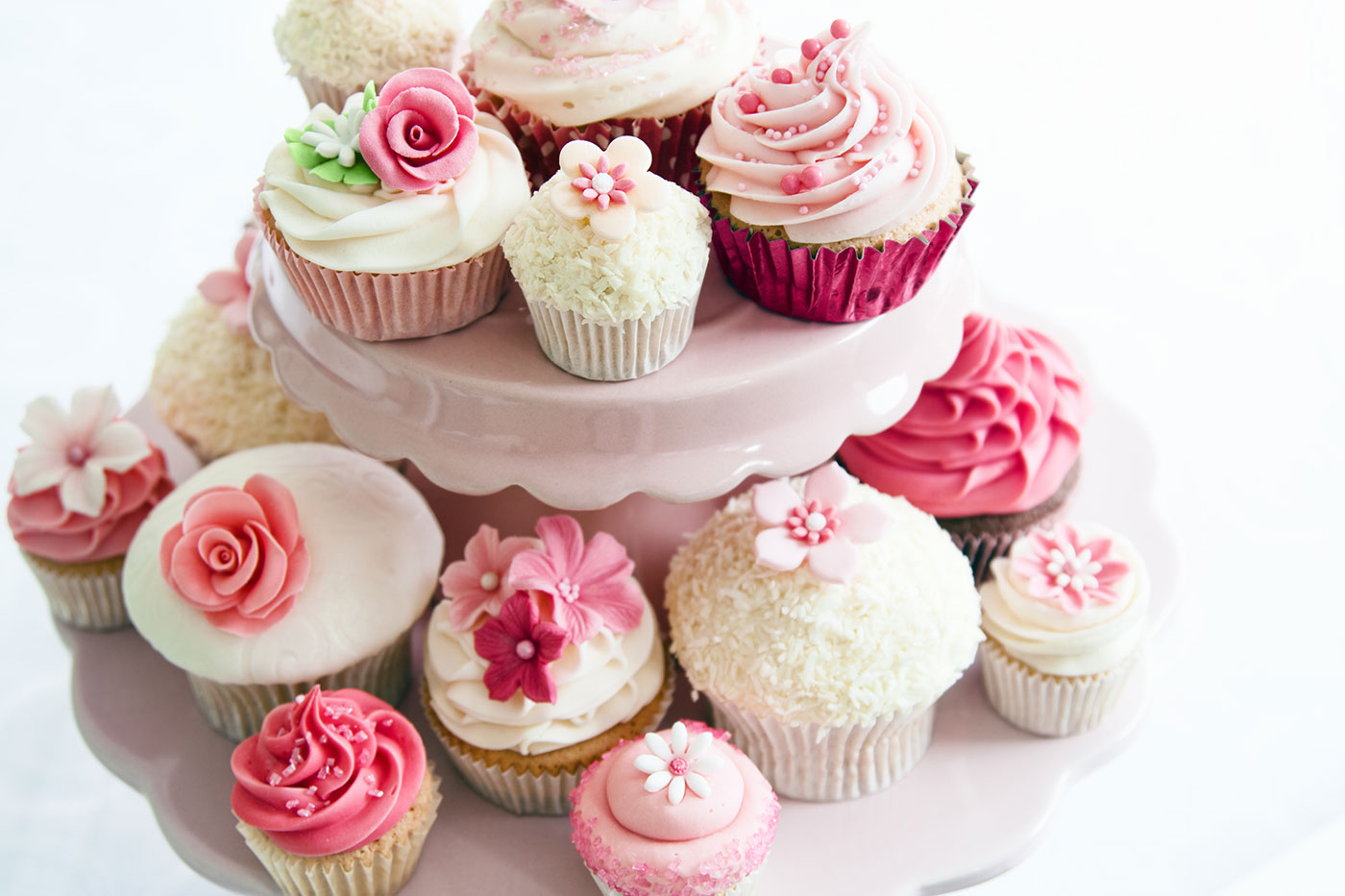 wedding_cupcakes_pink_flower_set_02.jpg