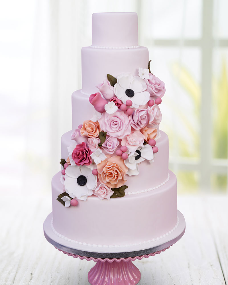 weddingcakes_roses_anemones_big_01.jpg