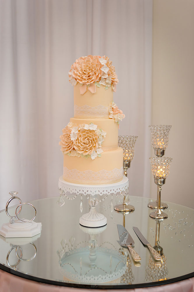 weddingcakes_vintage_orange_roses_big_01.jpg